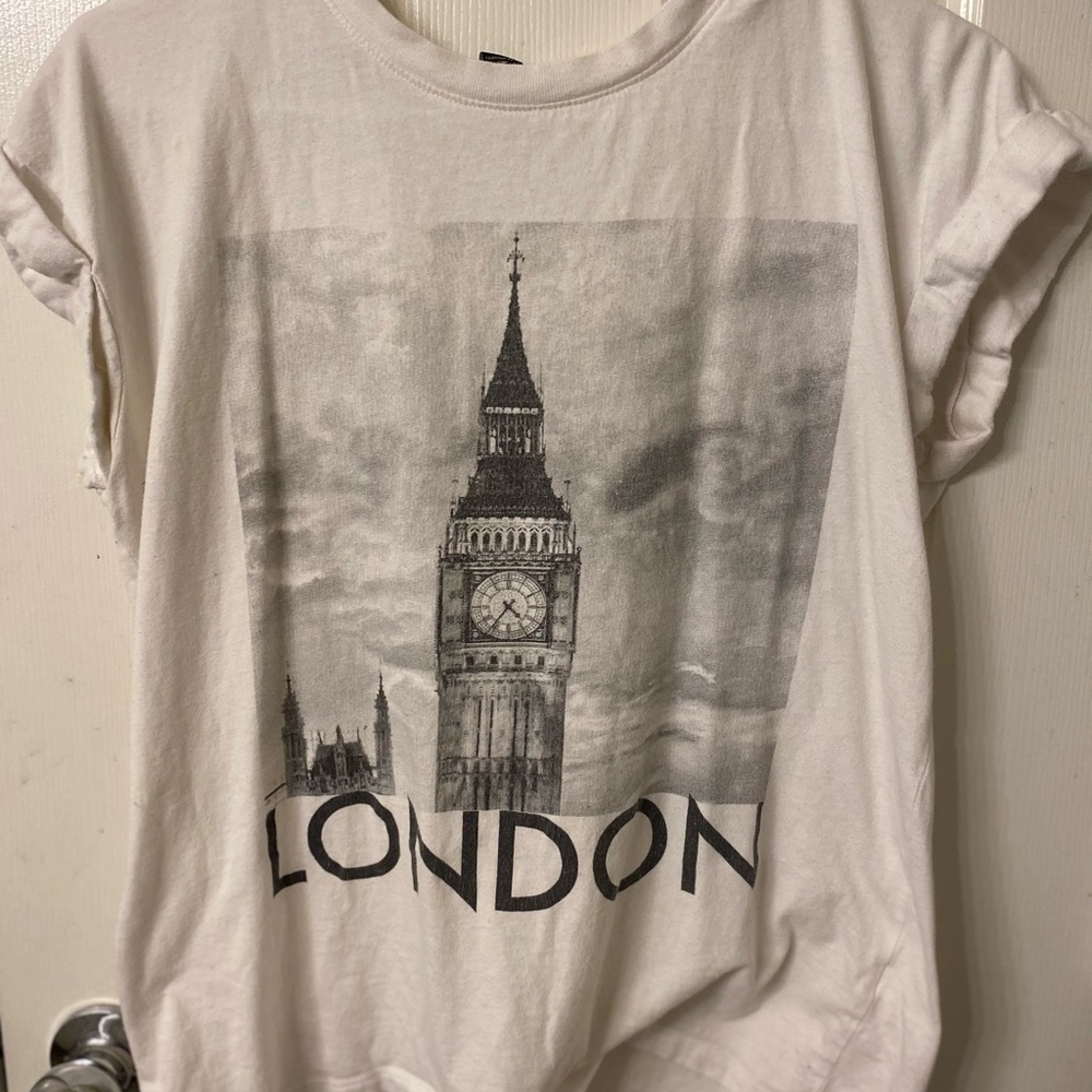 London Graphic Tee